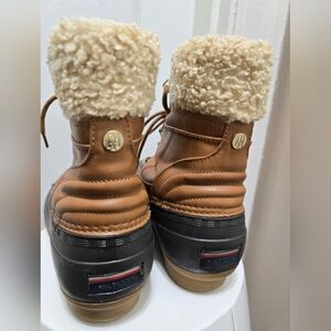 Tommy Hilfiger Rainah Ankle Lace Up Duck Boots Black Brown Women's Size 10M 🌴✌️